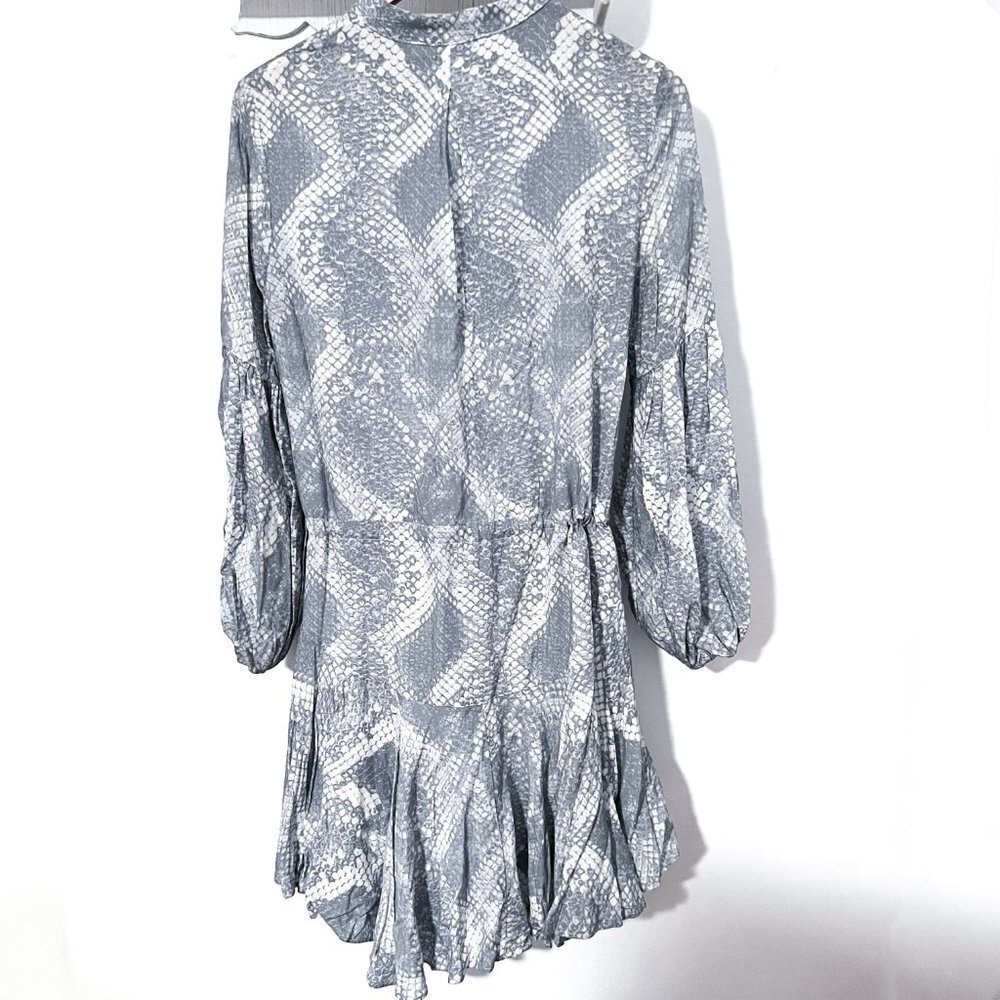 Olivaceous Vici dress bubble sleeves Size Small - Picture 7 of 14